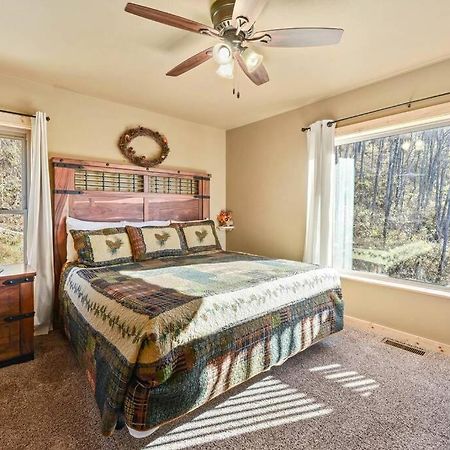 Walnut Ridge Cabin. Sleeps 7-11! Hot Tub, Pool Table, Minutes To Downtown Gatlinburg! Екстер'єр фото